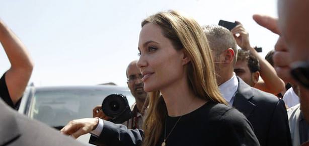 Angelina'dan Suriye'ye protez'to