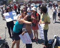 Sarıl bana’ ısrarı