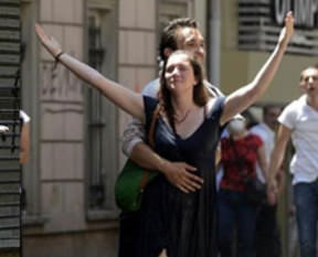 Fotoğrafçıları görünce gaza geldim