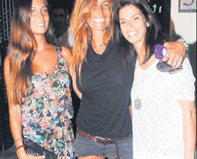 Kahkalı gece