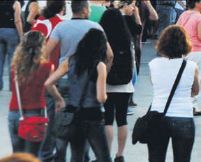 Zehra'ya Gezi azarı