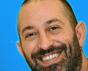 Cem Yılmaz'dan  Kırca'ya sert tepki!