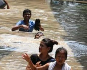 Muson ölüm saçtı!