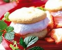 Çilek Kremalı Bisküvi