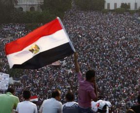 Mursi'ye dev destek
