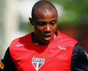 Wellington Aslan oldu