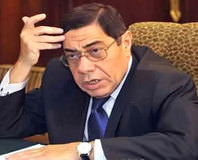 Darbe sonrası ilk istifa