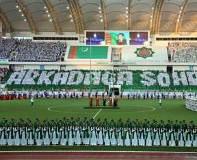 Olimpiyat bayrağı Türkmenistan'da