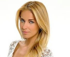 Burcu Esmersoy geri dönüyor