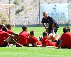 Akçay'dan fırça! Burası eğlence yeri değil!