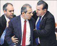 Aslan’dan çok ağır sözler