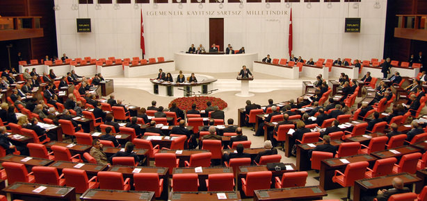 Darbe maddesi tarihe karıştı