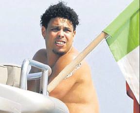 Ronaldo Playboy'a patron oluyor!