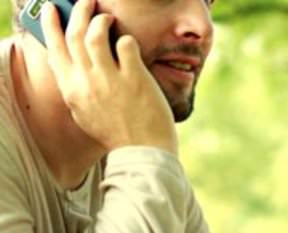 Telefona cevap verdi ve hayatını kaybetti