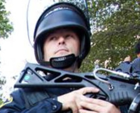 ABD'de polis göstericileri felç etti!