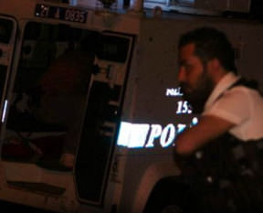 Diyarbakır’da polise bombalı saldırı