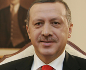 Başbakan: İftiralara kulak asmayız!