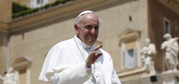 Papa 1. Francis yoldan çıktı