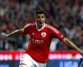 Benfica yola geldi Cardozo bitiyor