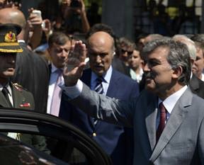 Mursi serbest bırakılmalı