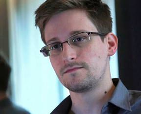 Snowden İran'a