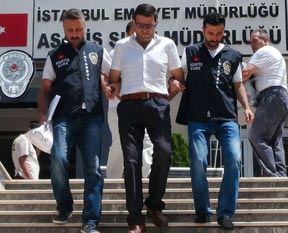 Doktor önlüğüyle herkesi dolandırdı