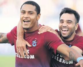 Henrique sahada bir kaplan gibi