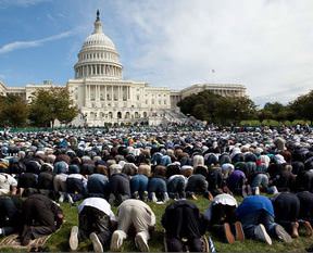Washingtonlu Müslümanlar camilere sığmadı