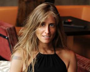 Polemikten kaçıyor