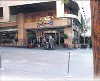 Mutlu sona yakınız