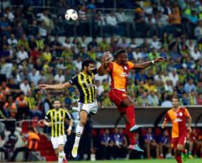 G.Saray-Fener derbisini 6 hakem yönetti!