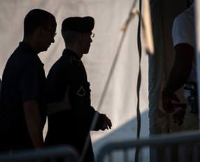 Manning'e ödül talebi