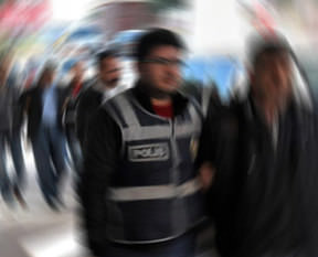 İstanbul'da şafak operasyonu
