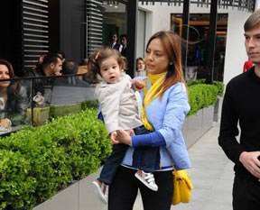 Alara'ya kardeş geliyor