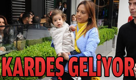 Alara'ya kardeş geliyor