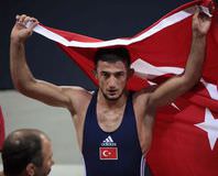 Kılıçsallayan dünya şampiyonu