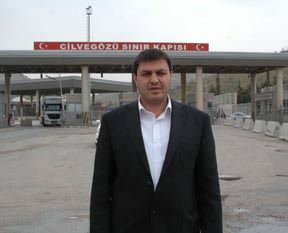 370 Türk TIR şoförü mahsur