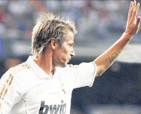 Sola büyük bomba Fabio Coentrao