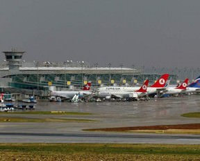 Havalimanında bomba paniği