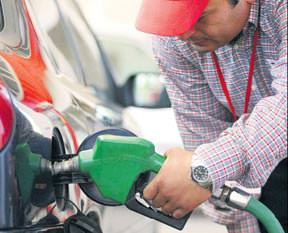 Benzin 2.5 lira olsun