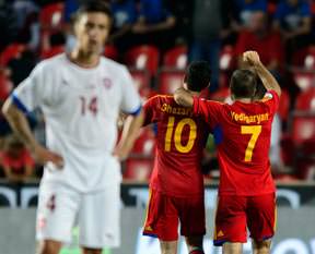 Sivok ve Kadlec 90'da darmadağın