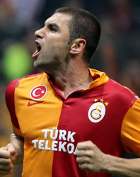 Gözler Burak Yılmaz'da