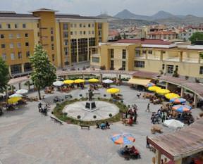 Evli, mutlu çocuklu