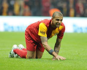 Felipe Melo'dan olay fotoğraf!