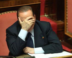 Berlusconi’ye bir şok daha!