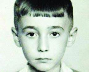 Ünlülerin çocukluk halleri