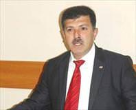 Elinin hamuruyla yönetime karış