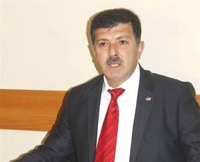 Elinin hamuruyla yönetime karış