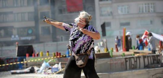 Yine aynı kadın!-1