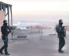 Gülsuyu'na baskın